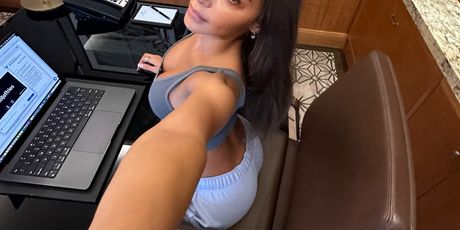 Chantel Jeffries - 12