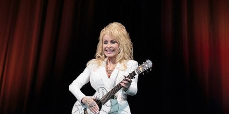 Dolly Parton - 4