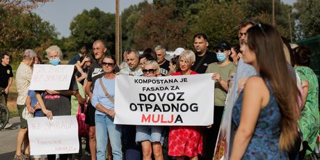 Prosvjed ispred osječke kompostane - 3
