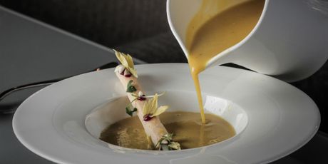 Juha od cvjetače i curryja
