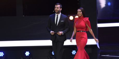 Voditelji ceremonije ždrijeba SP-a (Foto: AFP)