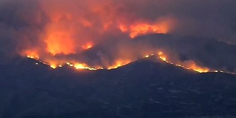 Požari haraju Kalifornijom (Foto: screenshot/Reuters)