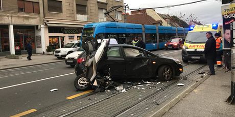 Prometna nesreća u Zagrebu (Foto: Jurica Kolarić)