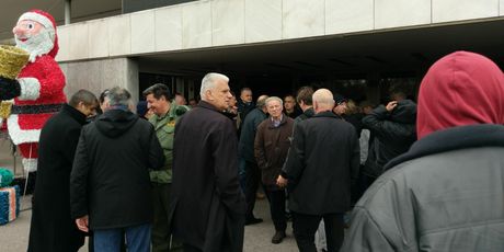 Građani pristižu na komemoraciju za Slobodana Praljka (Foto: Dnevnik.hr)