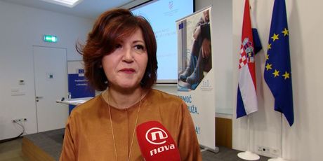 Marija Pletikosa, državna tajnica u Ministarstvu za demografiju, o slučaju paketići (Foto: Dnevnik.hr) - 2
