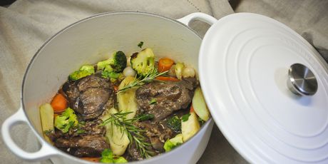 Pirjani teleći obrazi