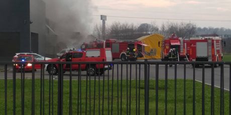 Požar u Novom Jelkovcu (Foto: Dnevnik.hr) 7