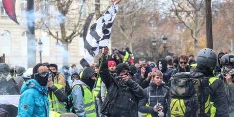 Prosvjed u Parizu (Foto: AFP) - 3