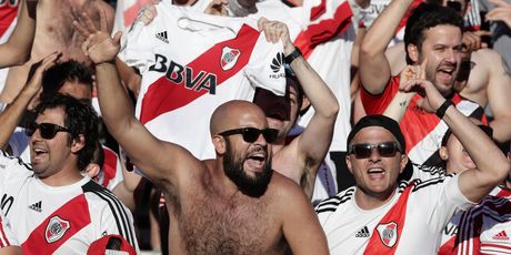 Navijači Boce i Rivera (Foto: AFP)