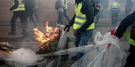 Prosvjed žutih prsluka u Parizu (Arhiva: AFP)