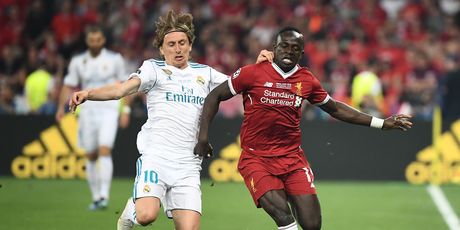Luka Modrić i Sadio Mane (Foto: AFP)