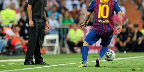 Jose Mourinho i Lionel Messi (Foto: AFP)