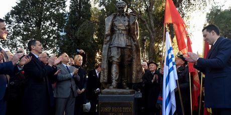 Otkrivanje spomenika Josipu Brozu Titu u Podgorici (Foto: AFP) - 2