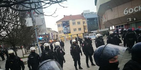 Prosvjed u Banjoj Luci zbog uhićenja Davidovog oca i majke (Foto: Avaz.ba) 2