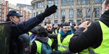 Prosvjedi u Francuskoj (Foto: AFP) - 1