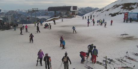 SKijaši na skijalištu