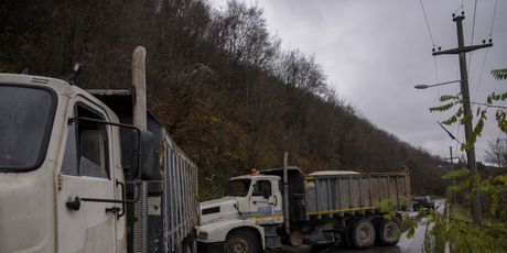 Srbi na sjevernom Kosovu blokirali ceste
