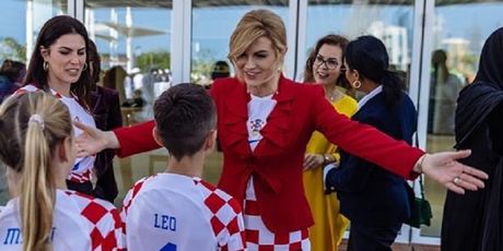 Kolinda Grabar-Kitarović s djecom Ivana Perišića - 1