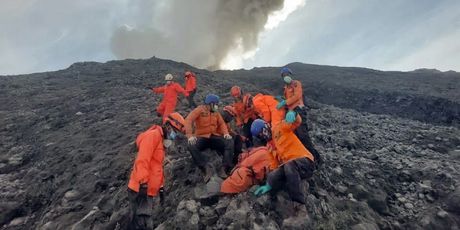 Spašavanje ljudi s vulkana Marapi - 3