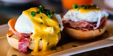 Jaja na benediktinski često su na jelovnicima za brunch