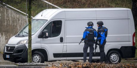 Švicarska policija traga za napadačem