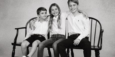 Prinčevi Louis i George i princeza Charlotte