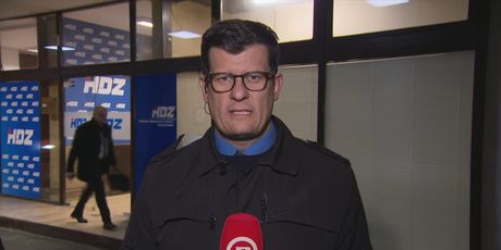 Hrvoje Krešić, reporter Dnevnika Nove TV - 1