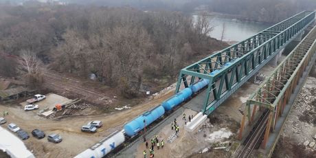 Novoizgrađeni kolosijek preko novog željezničkog mosta Drava (Botovo) - 3