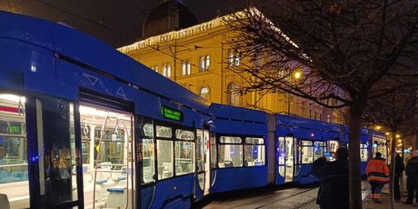 Iskočio tramvaj