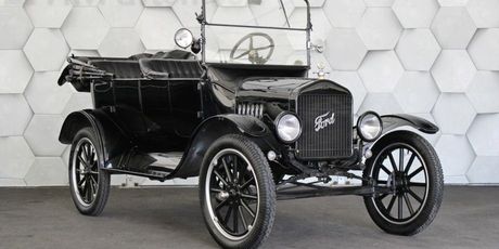 Ford Model T Convertible - 6