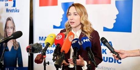 Stožer Marije Selak Raspudić - 22