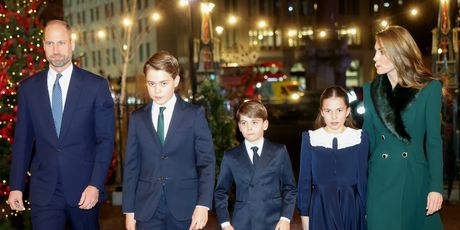 Kraljevska obitelj na božićnoj misi - 6