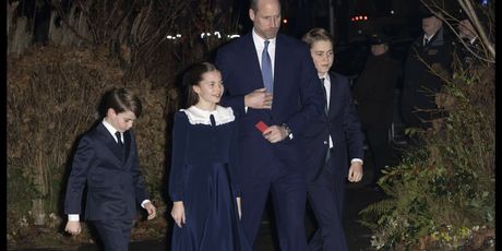 Kraljevska obitelj na božićnoj misi - 8