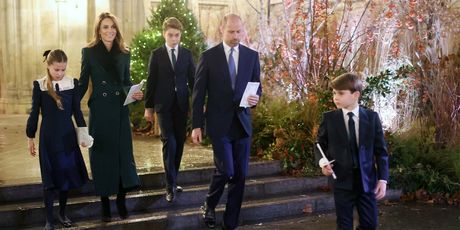 Kraljevska obitelj na božićnoj misi - 10