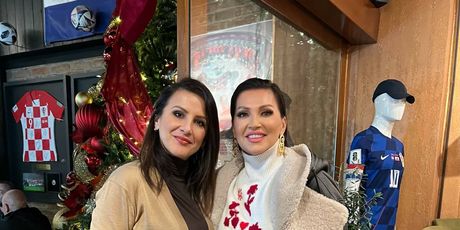 Nina Badrić i Davorka Dalić