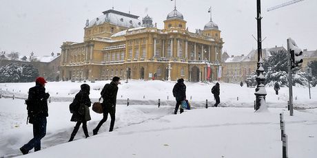 Snijeg u Zagrebu 2012. godine