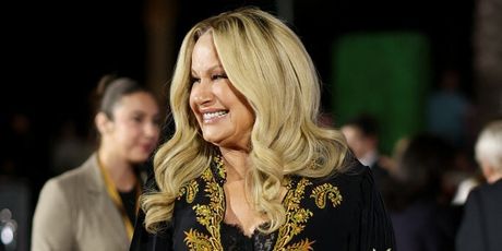 Jennifer Coolidge - 4