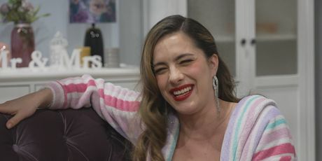 Ana Uršula Najev - 2