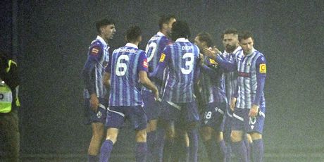 Lokomotiva slavi pogodak