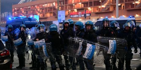 Neredi pred utakmicu Genoa - Inter