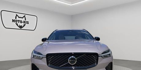 Automobil koji olakšava vožnju: SUV koji se jednako dobro snalazi u gužvi, garaži i na otvorenoj cesti