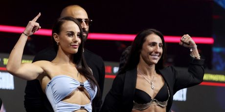 Cherneka Johnson i Amanda Galle