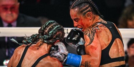 Cherneka Johnson i Amanda Galle