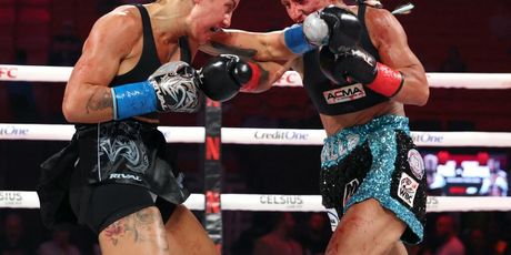 Cherneka Johnson i Amanda Galle