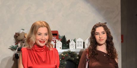 Ecija Ojdanić i kći Cvita - 1