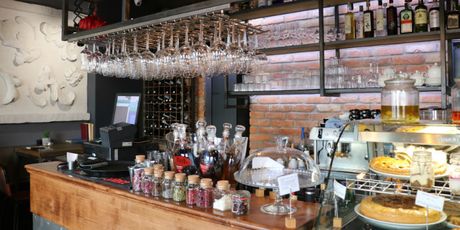Bellucci Coffee & Wine Bar