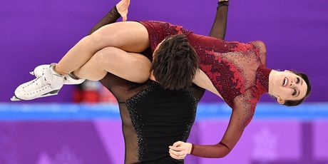 Tessa Virtue i Scott Moir (Foto: AFP)