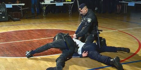 Tko želi biti policajac? (Foto: Dnevnik.hr) - 1