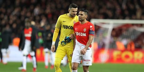 Subašić i Falcao (Foto: AFP)