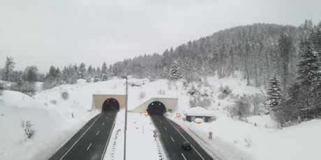 Snijeg s autoceste Rijeka-Zagreb je očišćen (Foto: Dnevnik.hr)
